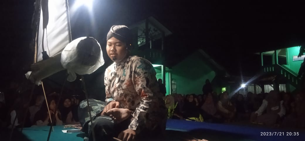 Pentas Wayang Kulit Semarakkan Perjusa Man Kebumen Kantor Wilayah