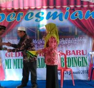 Son Fithroini, Alumni Madrasah Bantu Bangun 3  Ruang Kelas MIM Bedingin Wonogiri