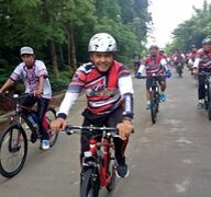Kemenag Wonogiri Ikuti Gowes Peduli Sesama Bareng Kapolres dan Bupati