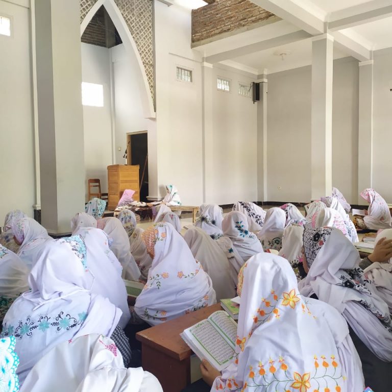 Kilau Ramadan di MTs SA Pancasila