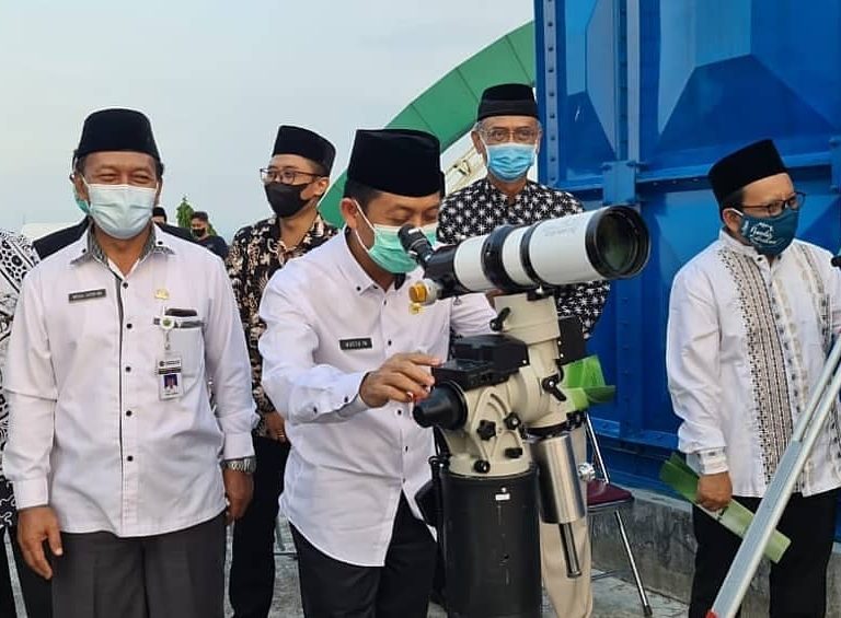 Hilal Tak Terlihat dari Semarang