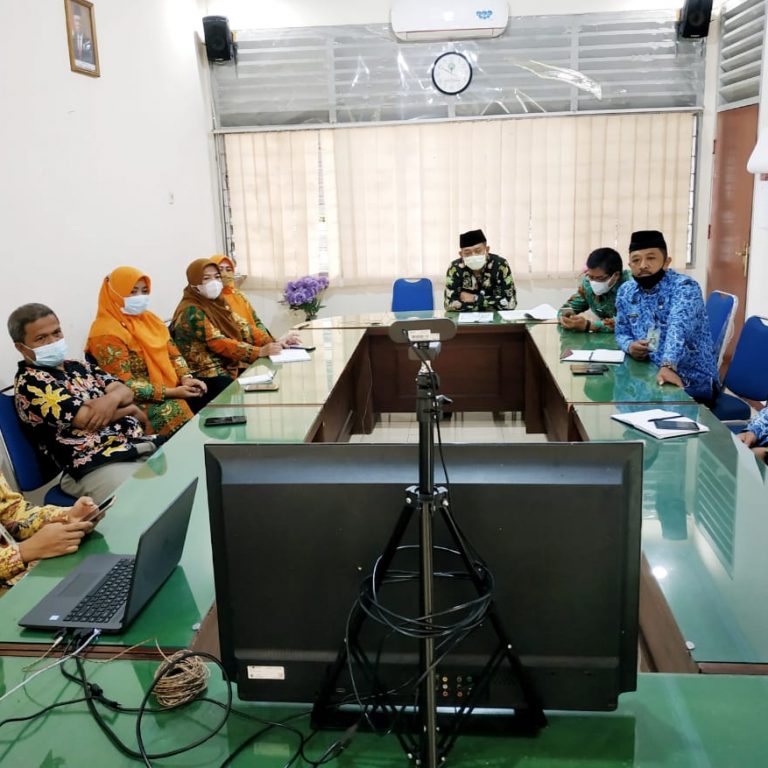 Tanggapi Undangan Sekda Farid Undang Perwakilan IGRA dan KKM Hadir Simak Sosialisasi Virtual di Ruang Rapat Kankemenag