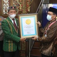 Kemenag Kota Semarang Dapat Penghargaan Dari Lembaga Prestasi Dunia Dalam Program Safari Ramadhan