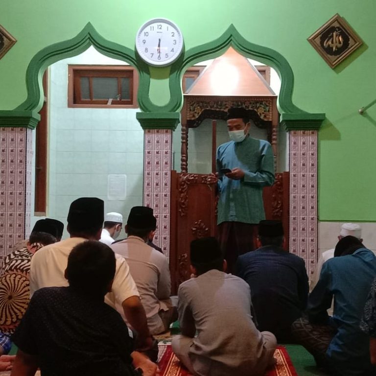 Gerhana Bulan, Perbanyak Dzikir dan Sedekah