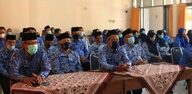 Halal Bihalal di Hari Pertama Masuk Kerja