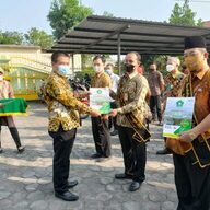 Penyerahan SK Agen Perubahan di Lingkungan Kankemenag Karanganyar