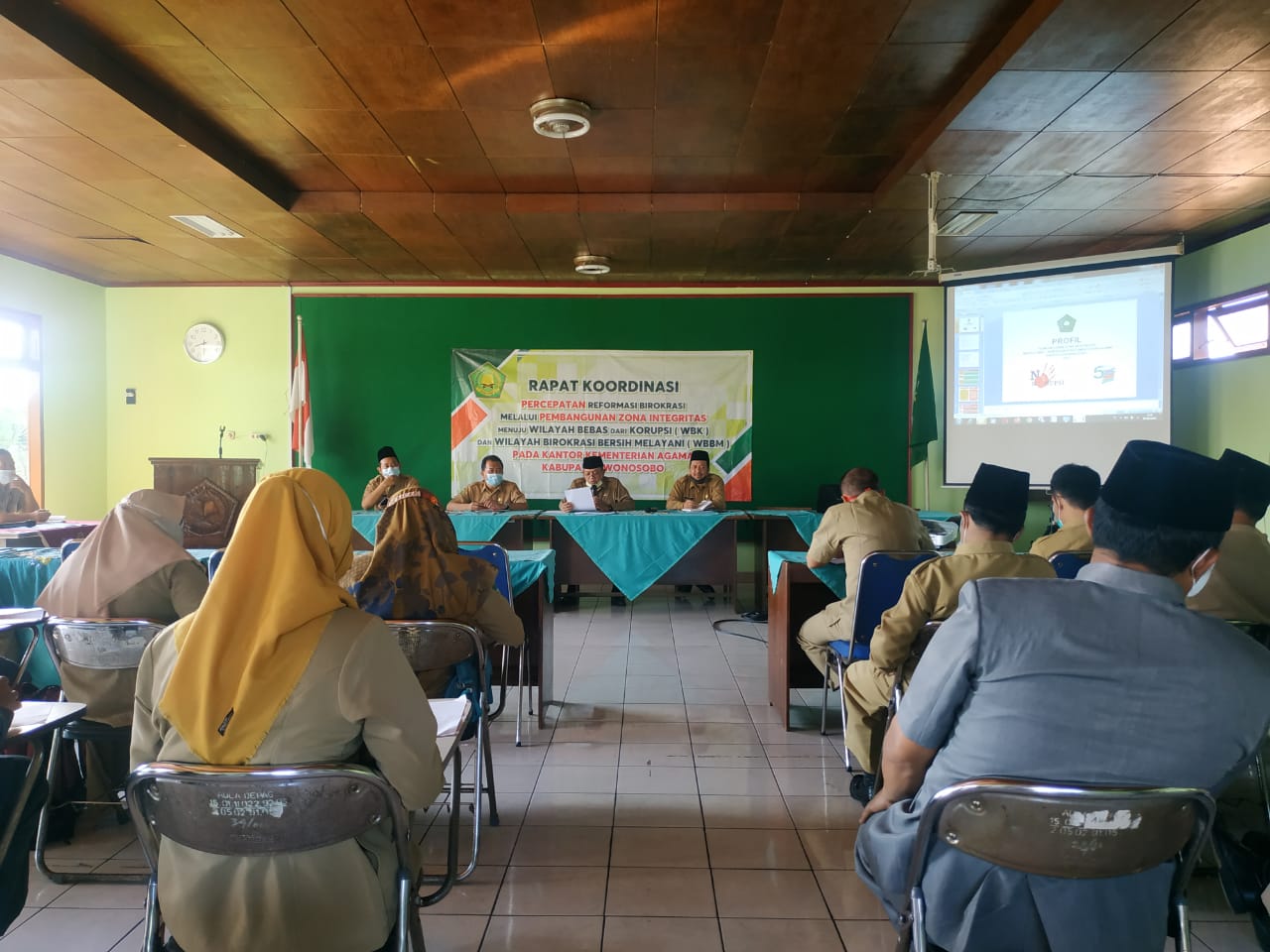 Pembinaan ASN Bangun Komitmen Songsong 2022 Menuju WBK dan WBBM