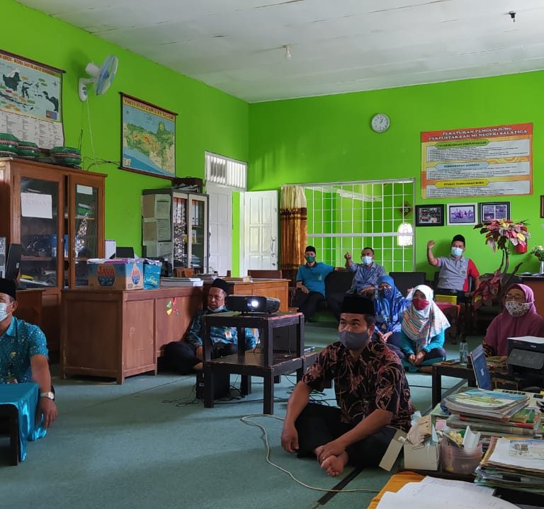 MIN salatiga Ikuti Tausiyah Penguatan NKRI