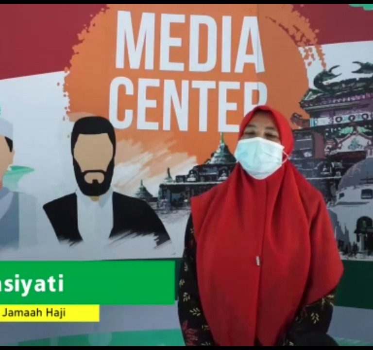 Jamaah Calon Haji Asal Wonosobo Legowo Menerima Keputusan Pembatalan Pemberangkatan Jamaah Haji