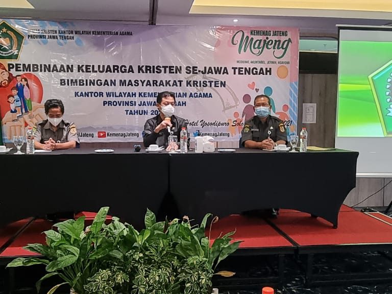 Bimas Kristen Menggelar Pembinaan Keluarga Kristen se-Jawa Tengah.