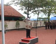 Laksanakan Instruksi Menteri, Kemenag Adakan Penghormatan Bendera