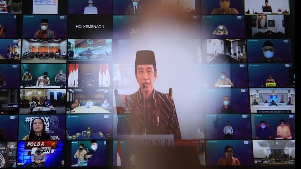 Pray From Home, Presiden Jokowi : Dari Rumah Masing-masing Doakan Bangsa