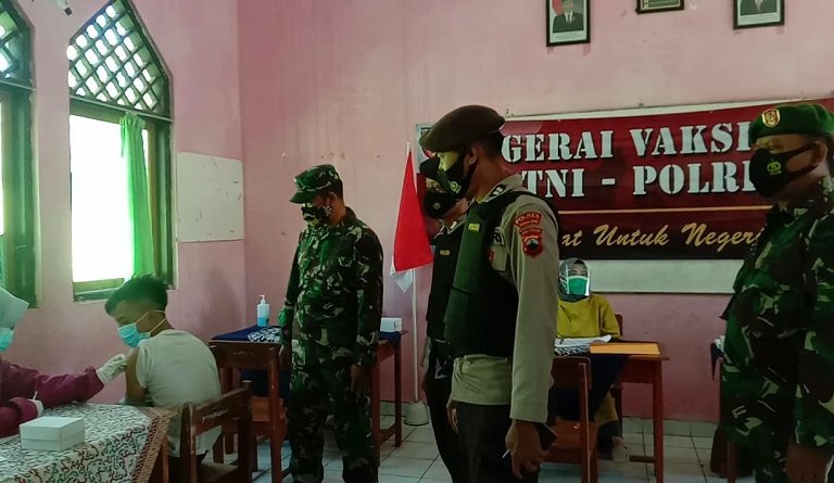 Peserta Didik MTs N 3 Pemalang Divaksinasi Covid-19