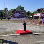 Ka Kankemenag Boyolali membacakan doa pada Upacara Peringatan Hari Kemerdekaan RI ke 76 Kabupaten Boyolali