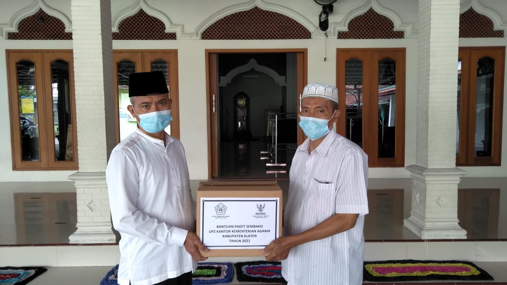 Bantuan Sembako Untuk Marbot Masjid Mulai Disalurkan