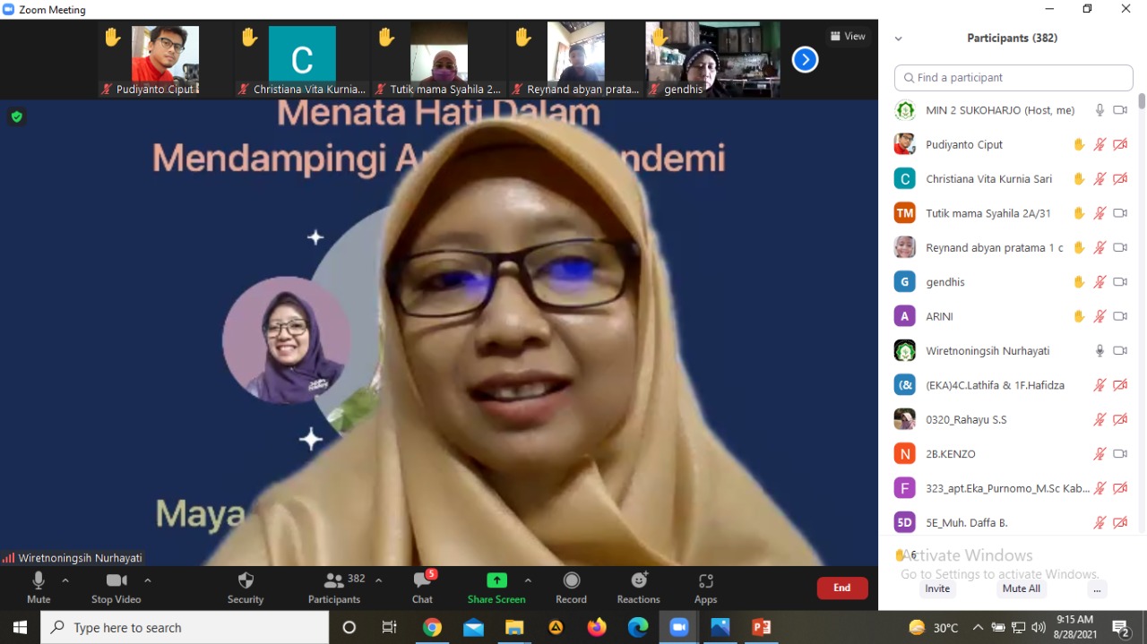Ikuti Parenting, Ortu Siswa Min 2 Sukoharjo Menata Hati Dampingi Anak Saat Pandemi