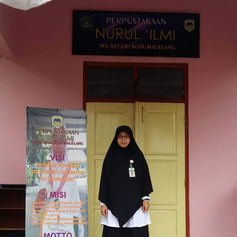 Novi  Setyaningrum Guru MTsN 1 Kota Magelang Sabet Medali Emas KSMO Session 2