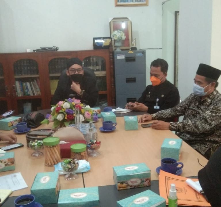 Kajian Operasional Membangun Kepemimpinan Kolaboratif Dalam Percepatan Penanganan Pandemi Covid-19 di Kabupaten Brebes
