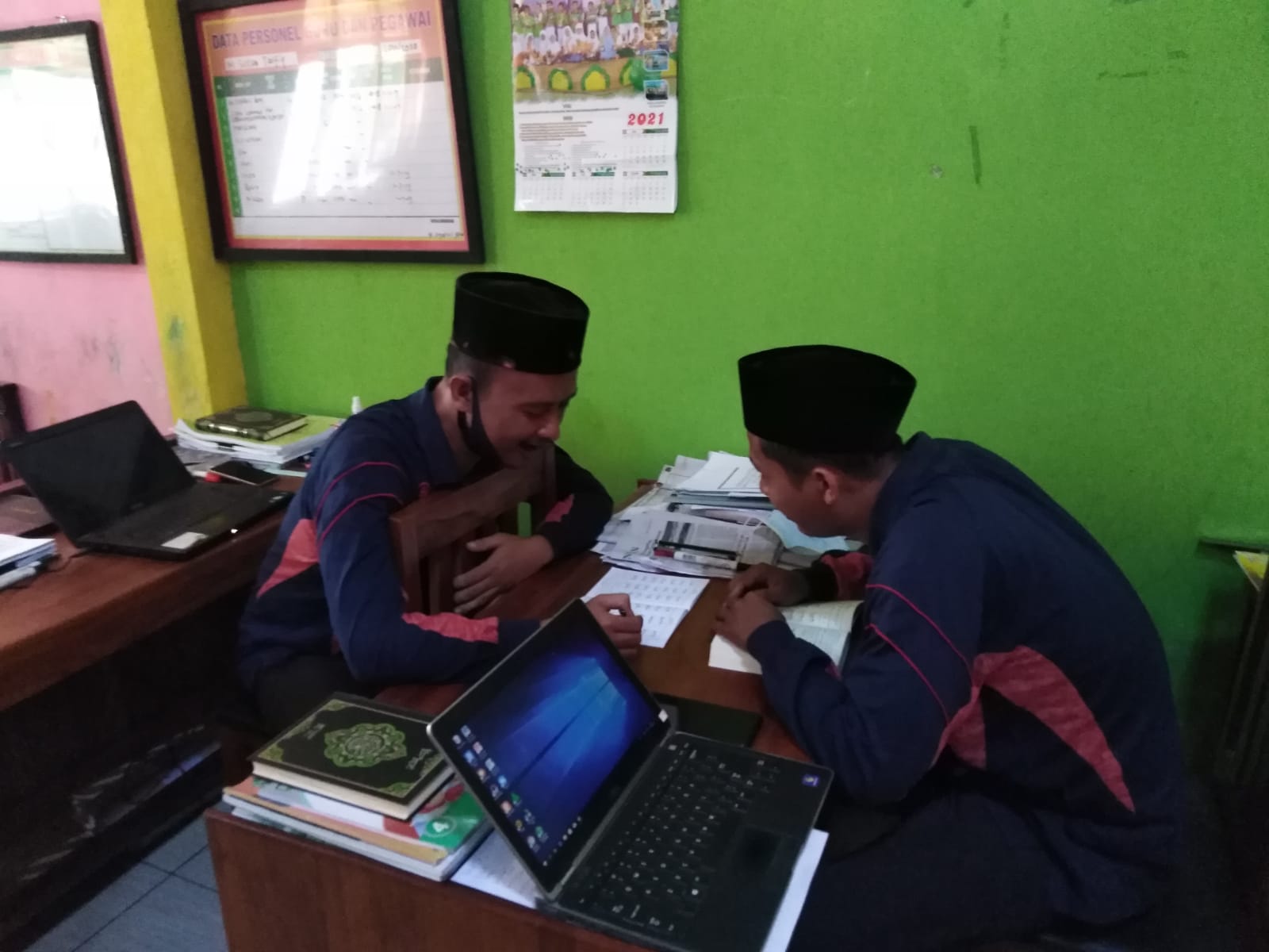 Tak Ada Kata Terlambat Belajar Mengaji