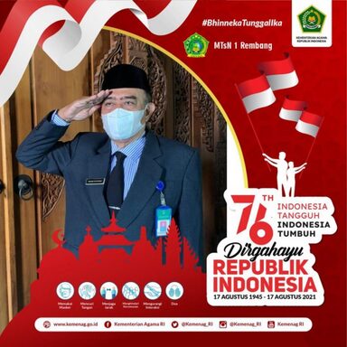 Segenap Pegawai MTsN 1 Rembang Ikuti Upacara Detik-Detik Proklamasi