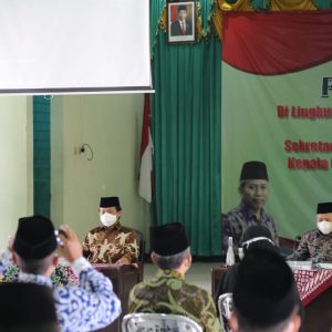 Sekjen Kemenag RI Memberikan Pembinaan Di Brebes