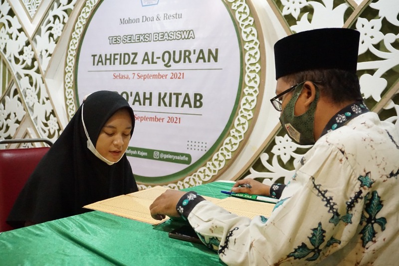 MTs Salafiyah Pati Gelar Seleksi Beasiswa Qiro'ah Kitab