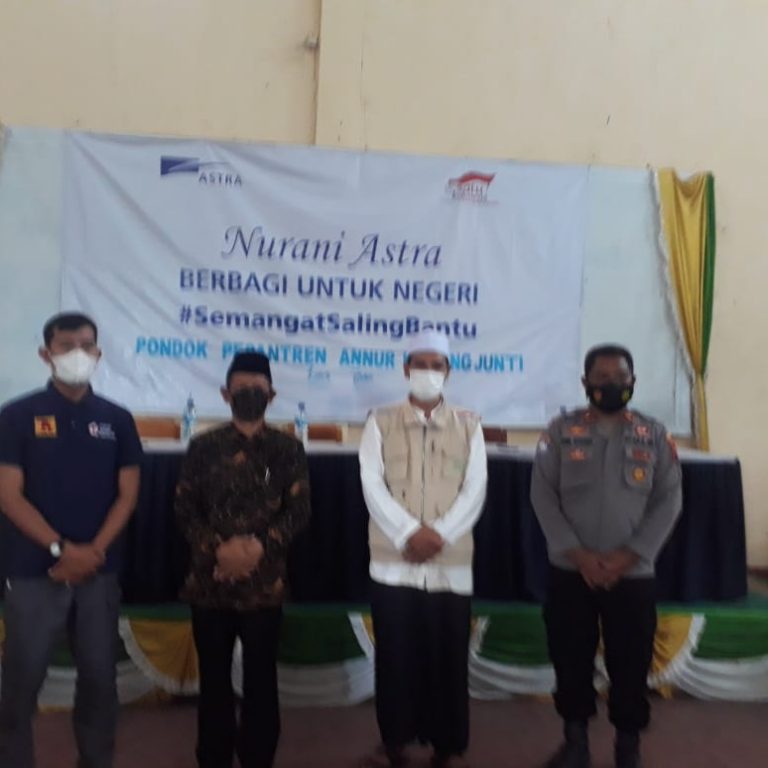 Nurani Astra Berbagi Untuk Negeri di Ponpes Annur Brebes