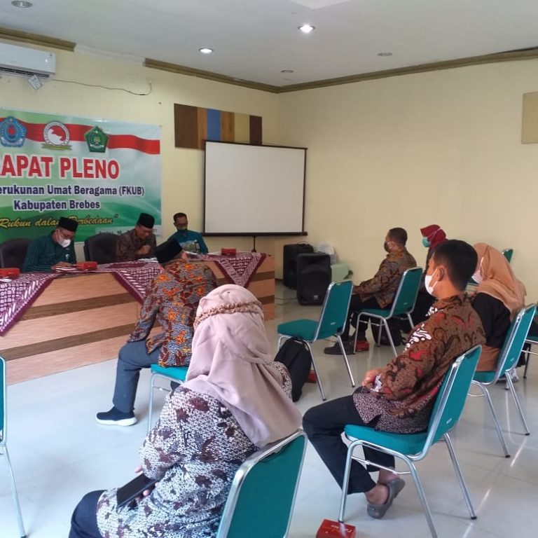 Bersama FKUB, Kankemenag Kab. Brebes Akomodir Penghayat dan Edukasi Prokes