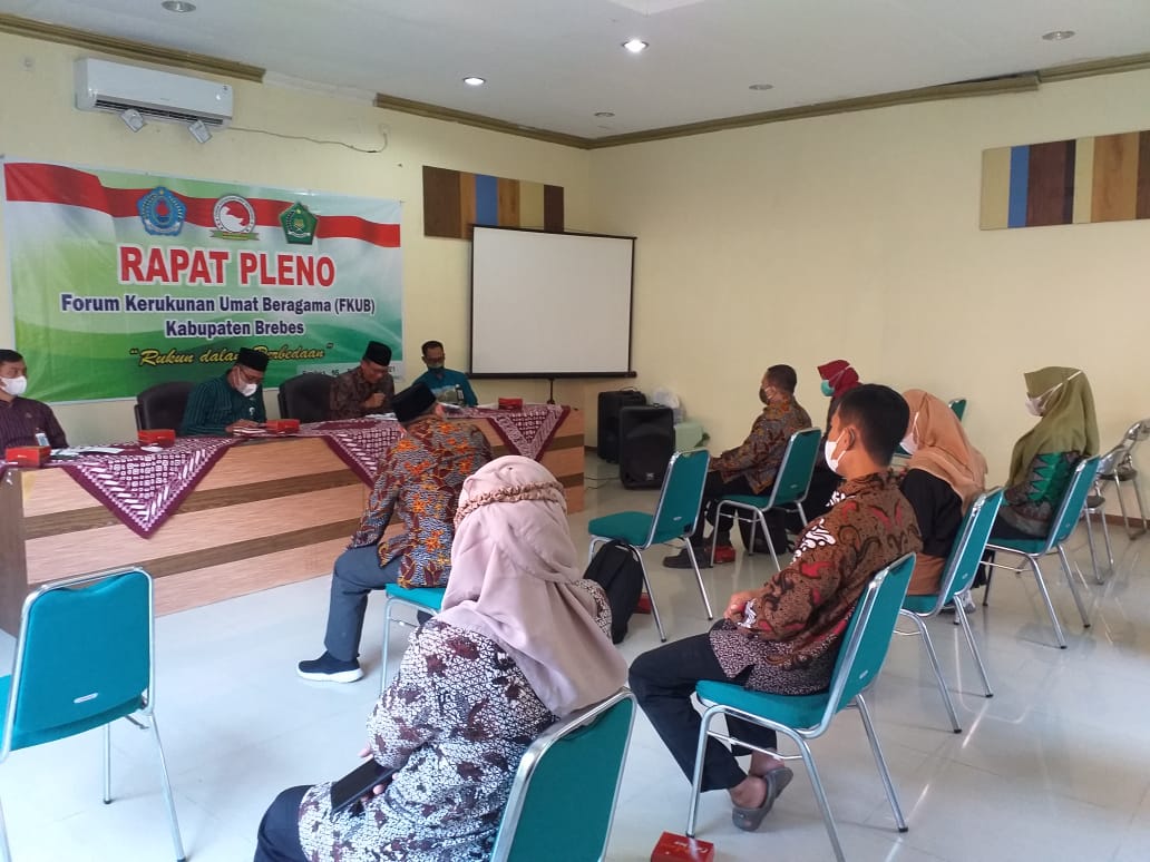 Bersama FKUB, Kankemenag Kab. Brebes Akomodir Penghayat dan Edukasi Prokes