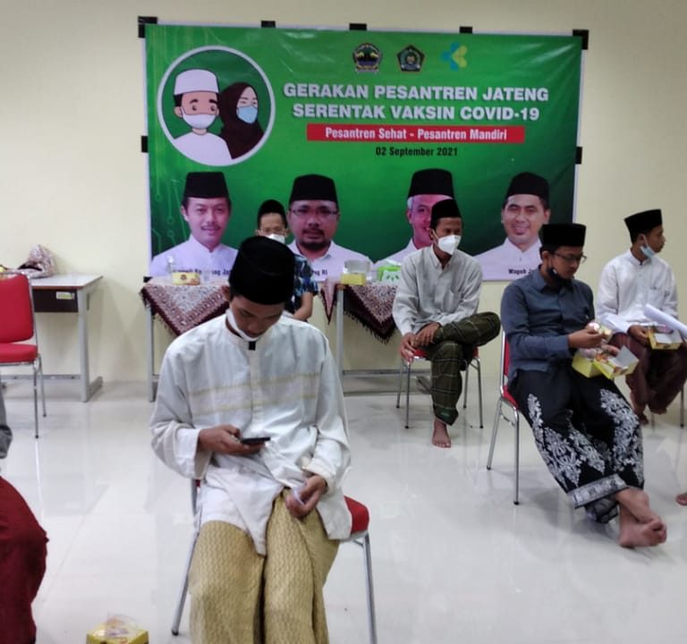 Launching Gerakan “Pesantren Jateng Serentak Vaksin Covid-19” di Kabupaten Magelang