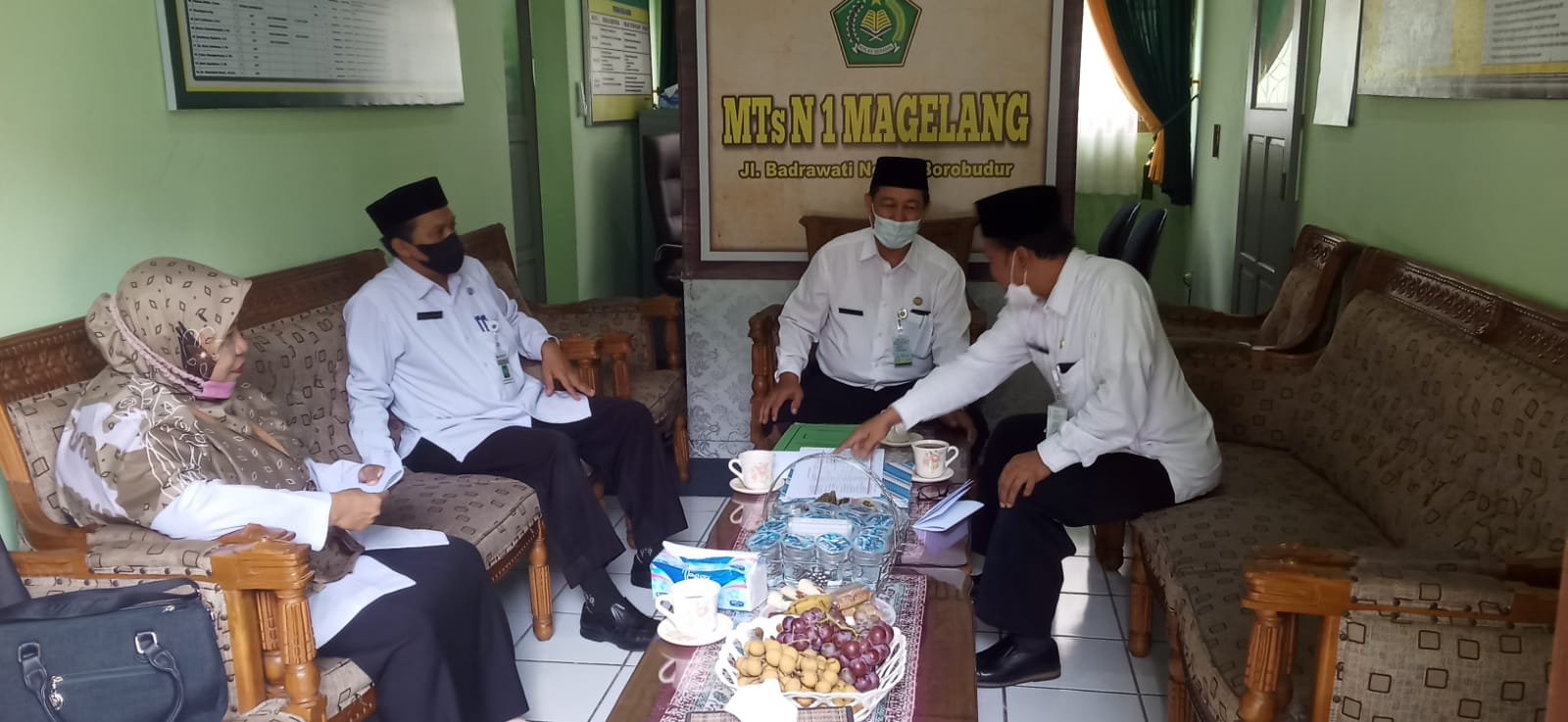 Pentingnya Pendampingan Orangtua dan Masyarakat Dalam Proses Belajar di Masa Pandemi Covid-19
