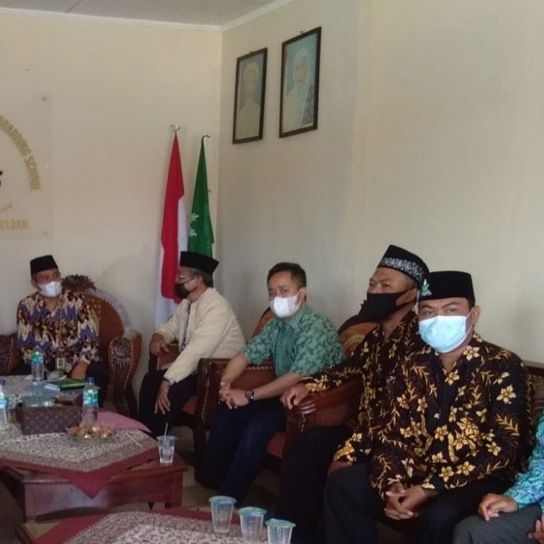 Kasi Penmad Kemenag Kab. Pekalongan Kunjungi IMBS Miftahul Ulum Pekajangan