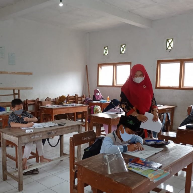 Monitoring Pelaksanaan Pembelajaran Tatap Muka