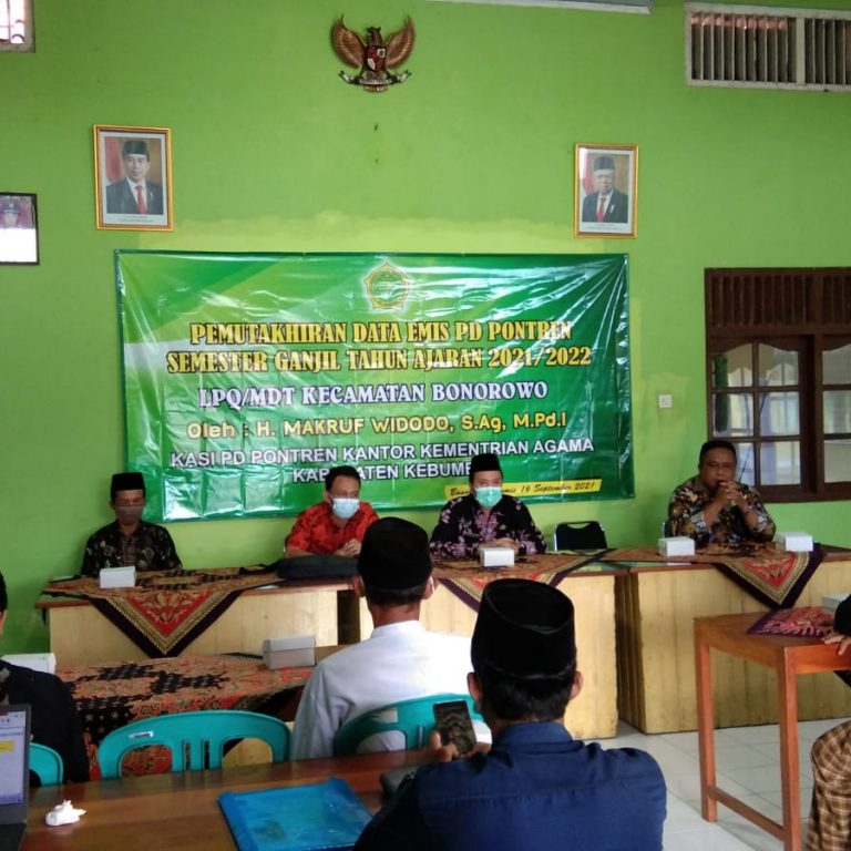 Benahi Data Lembaga Keagamaan Islam, Kemenag Kebumen Mutakhirkan Data EMIS