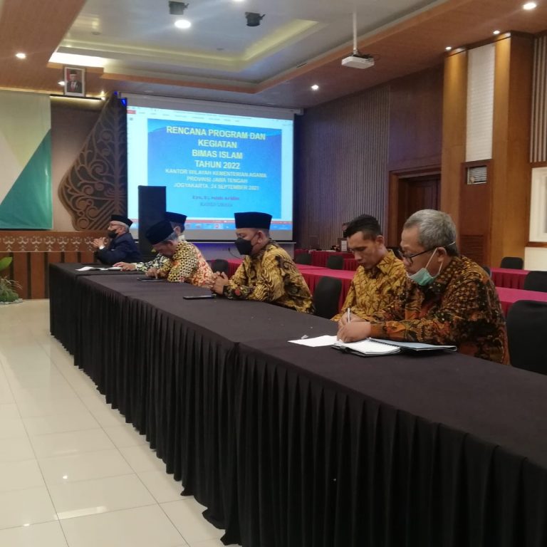Kasi Bimis Kankemenag Kab. Pekalongan Ikut Rakor dan Evaluasi Program