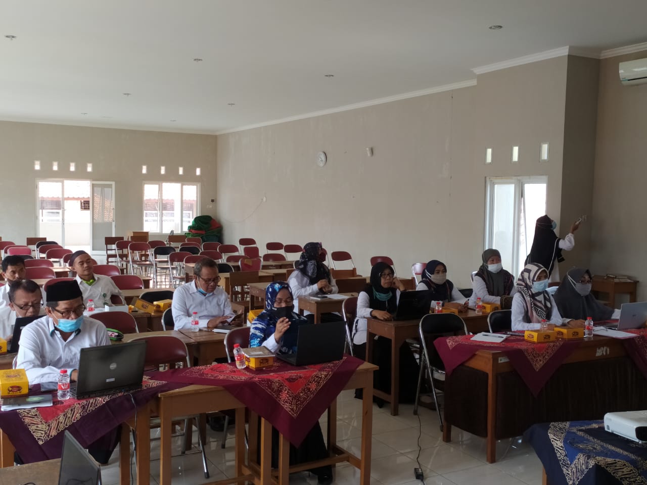 Bintek Analisis Konteks/Pemetaan Madrasah