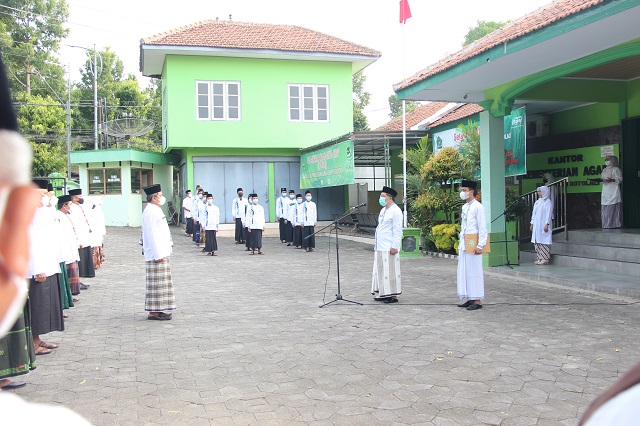 Kantor Kementerian Agama Kabupaten Boyolali melaksanakan Upacara Hari Santri Nasional Tahun 2021