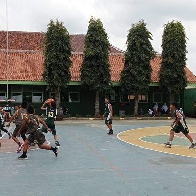 Babat Habis, Tim Basket Putra Madtsansa Unggul Skor Penuh