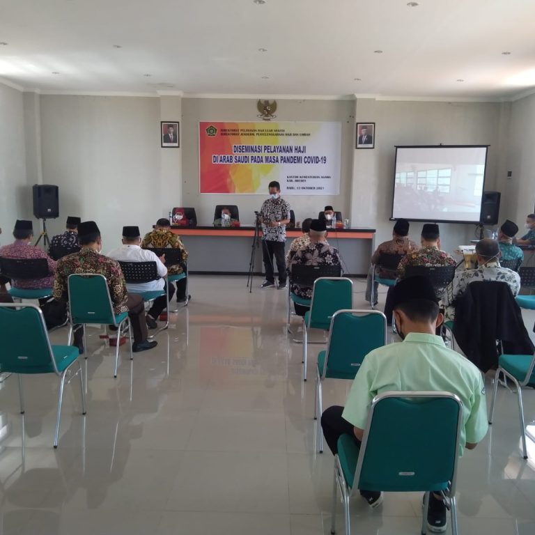 Dirjen PHU Kemenag RI melaksanakan Diseminasi Pelayanan Haji di Brebes