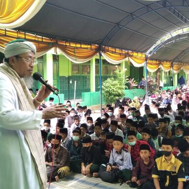 Maulid Nabi, Tanamkan Kecintaan kepada Nabi Muhammad Saw