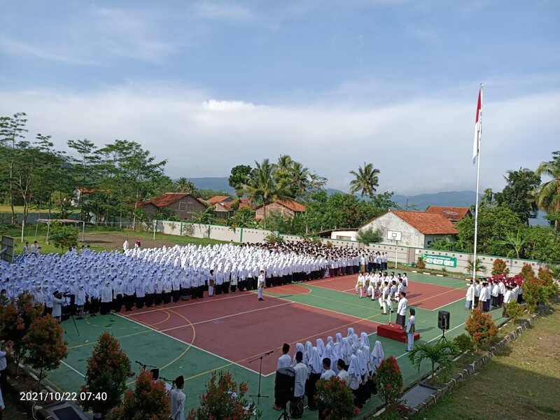 Kemeriahan Perayaan Hari Santri Nasional di MAN 2 Brebes