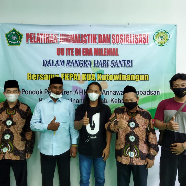 FKPAI KUA Kecamatan Kutowinangun Adakan Pelatihan Jurnalistik Dan Sosialisasi UU ITE