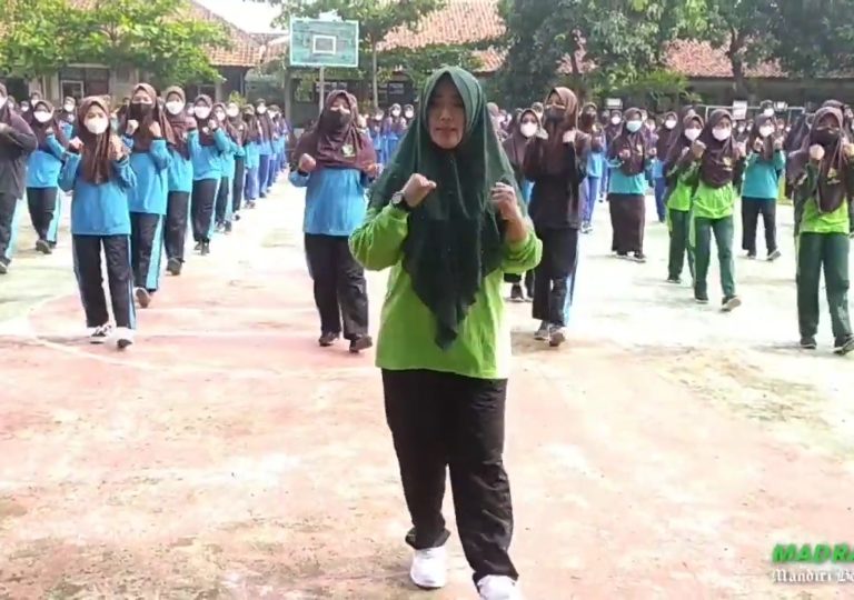 Senam Dan Bersih Meningkatkan, Menuju Madrasah Sehat