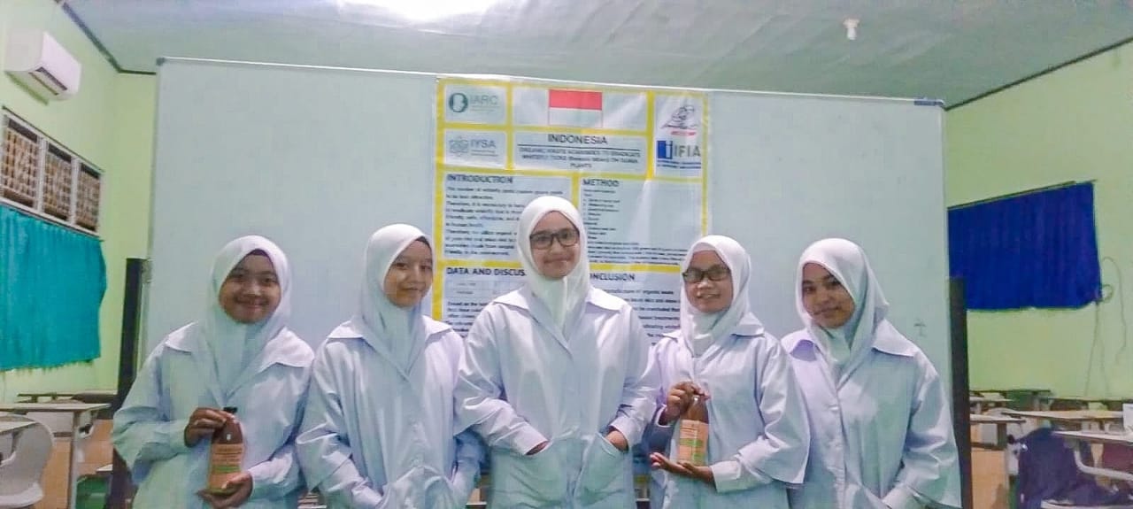 Tim Karya Ilmiah Remaja MAN 4 Kebumen Raih Medali Perak IAYSF 2021