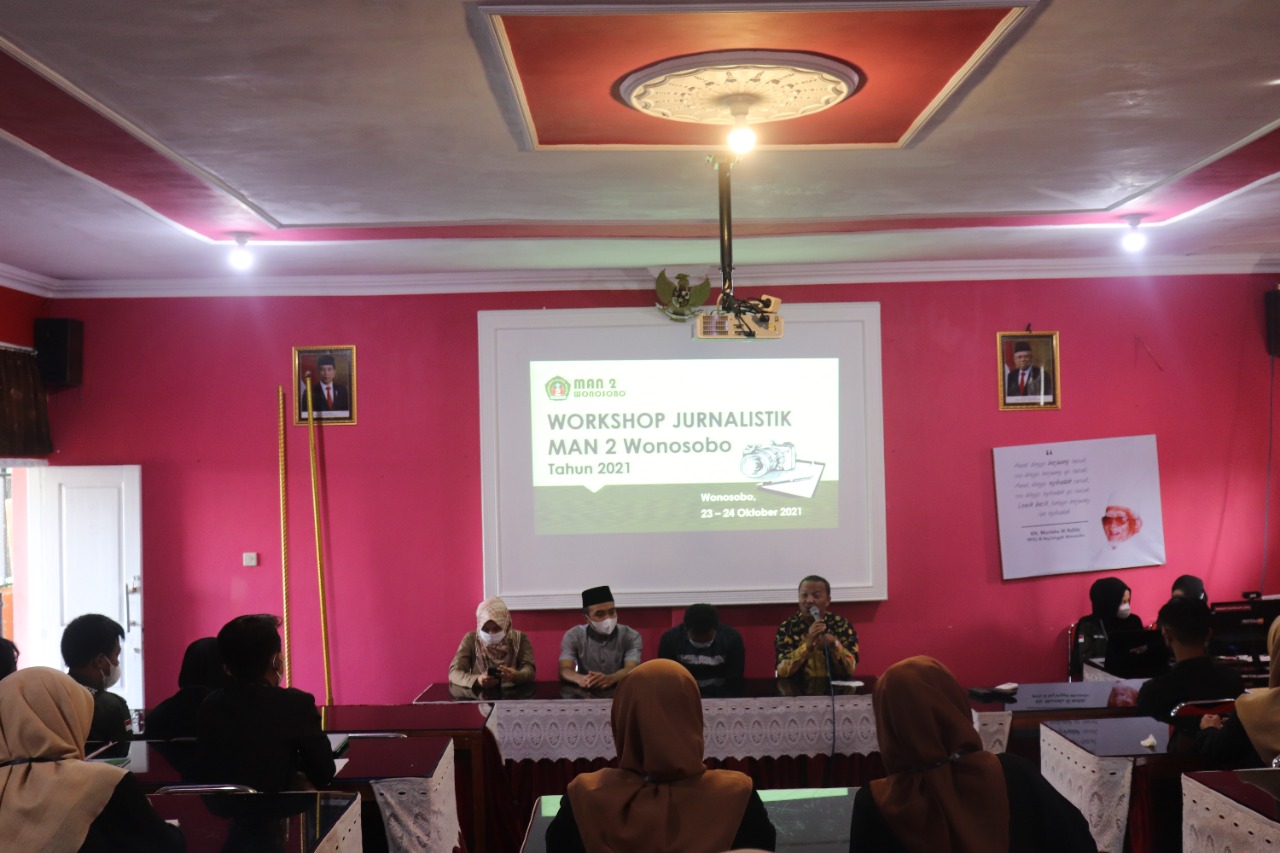 Serius Garap Media Online, MAN 2 Gelar Workshop Jurnalistik