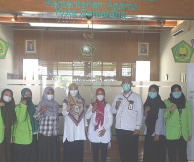 Sembilan Mahasiswa Rampung Jalani Magang di Kemenag Kota Semarang