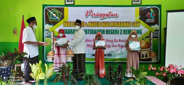 MIN 2 Rembang Gelar Peringatan Maulid Nabi dan Hari Santri 2021