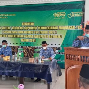 Kepala Kantor Kementerian Agama Kabupaten Boyolali membuka acara Sosialisasi KMA 624 Tahun 2021