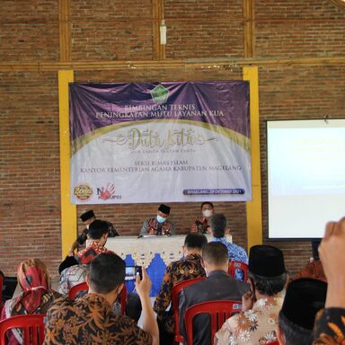 Kakankemenag Kab. Magelang “Dengan Program Revitalisasi KUA, Kedepan Tidak Hanya Melayani Umat Islam Saja Namun Semua Agama di Indonesia”
