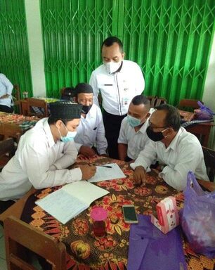 Tingkatkan Kemampuan Guru, KKG MI Gelar Kegiatan Pengembangan Keprofesian Berkelanjutan